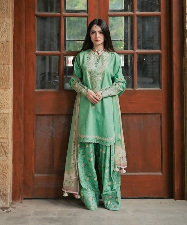 3 Piece - Embroidered Lawn Suit