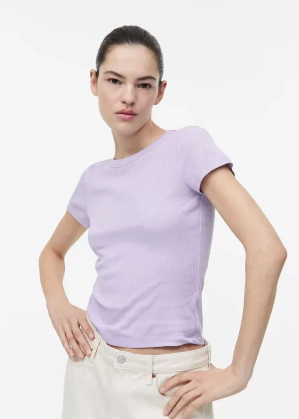 Ribbed Model t. shirt
